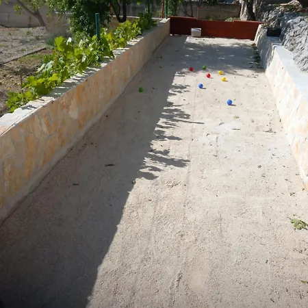 Nevenka * Veliko Brdo (Makarska)