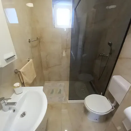 Neve 87 * Veliko Brdo (Makarska)